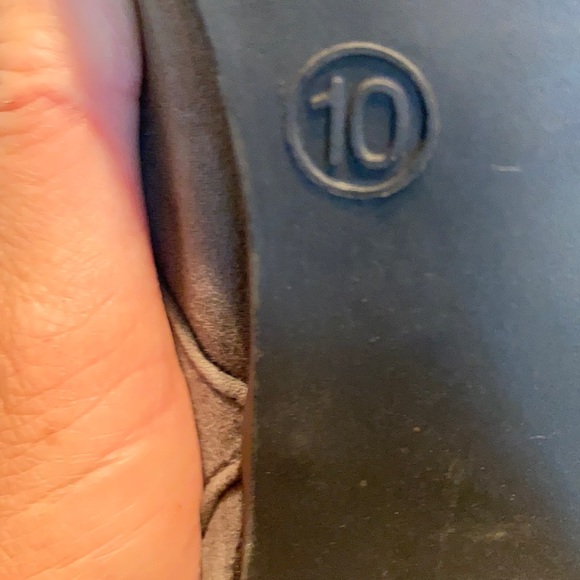 Gray lace up Report boot - Picture 9 of 10